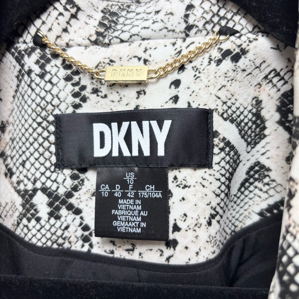 DKNY Women's Snake Print Blazer Black and White Size 10 - Picture 4 of 14